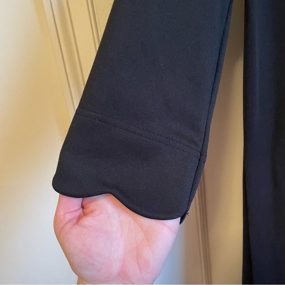 vfish Black Dress with Scalloped Sleeves and Bottom - size S - Picture 4 of 10